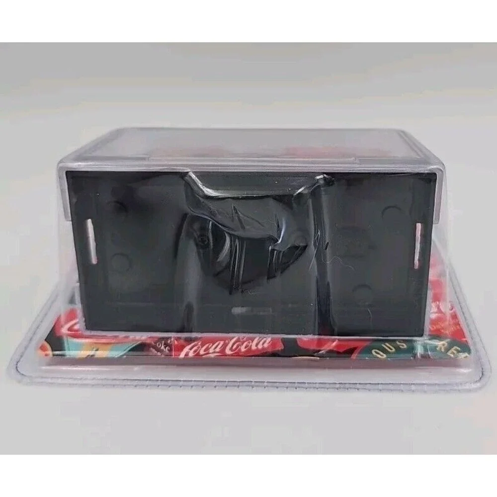 M2 Machines 2024 Coca-Cola 1932 Ford Three Window Coupe‎ *Chase*